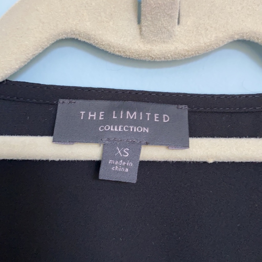 Limited Long Sleeve Ruffle Front Button Blouse - S - Picture 3 of 4